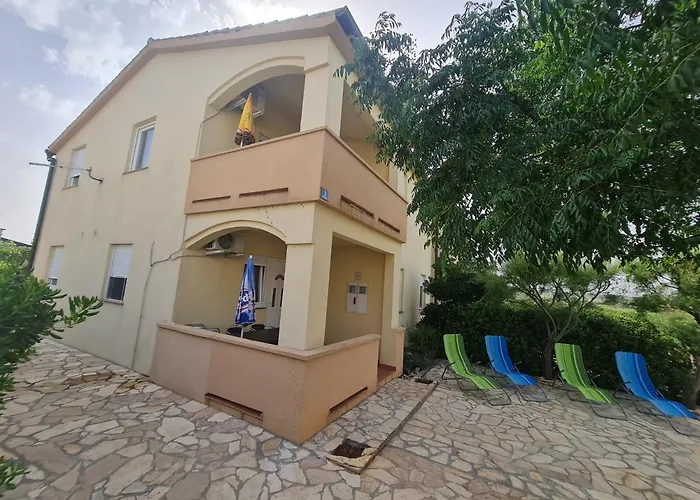 ˝abaza˝ Apartament Vir